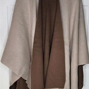 MARTHA STEWART Open Front Adahlia Reversible Cape Sweater Natural&Brown One Size